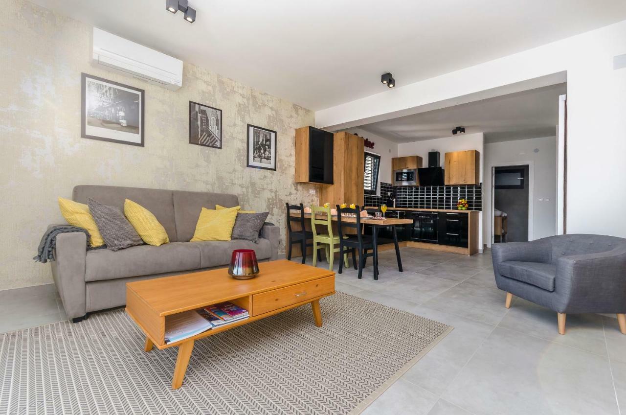 Apartments Villa Adriana II スリマ エクステリア 写真