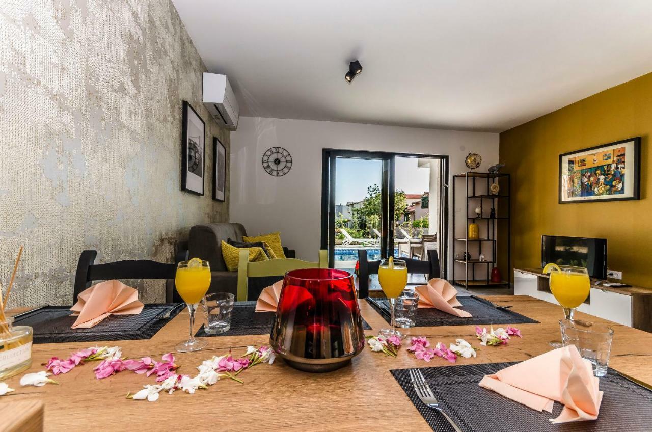 Apartments Villa Adriana II スリマ エクステリア 写真